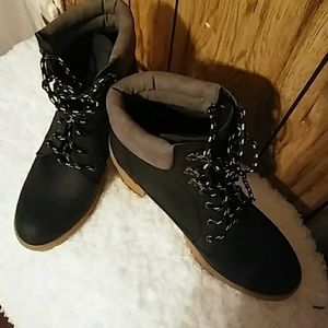 Women ankle boots